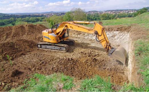 premier-chantier-vm-promotion-toulouse-pelle-mecanique